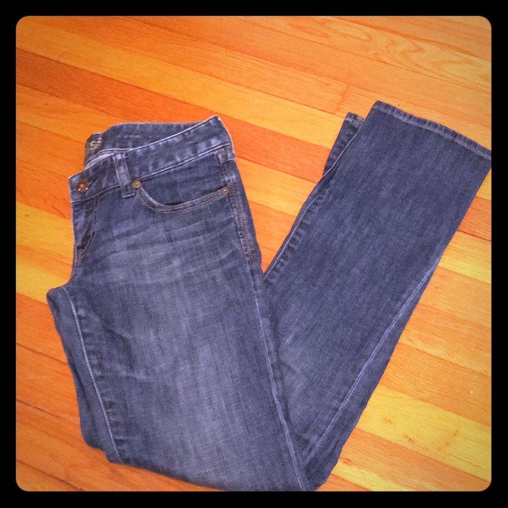 Express Zelda Barely Boot Jeans!